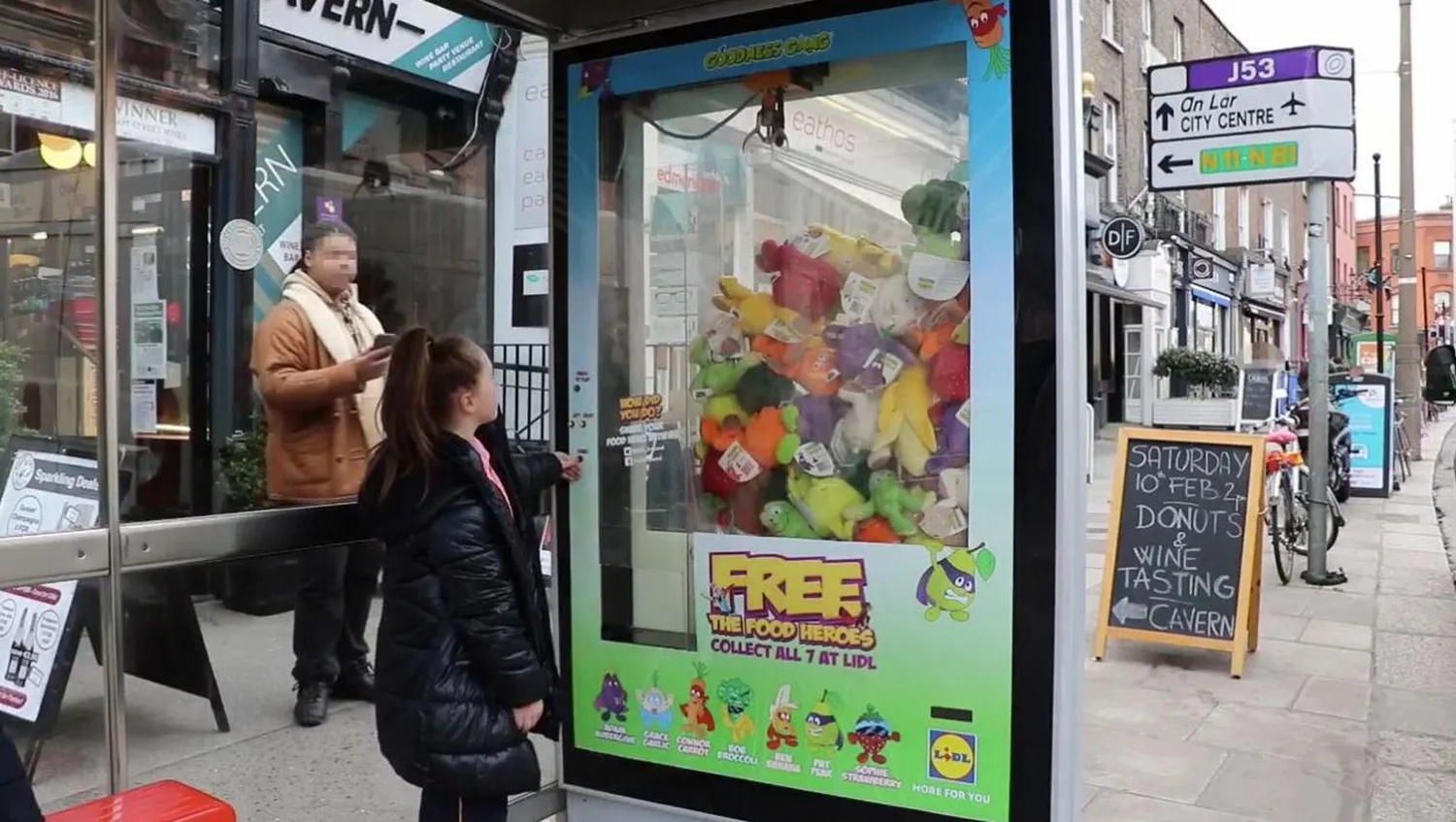 irland-lidl-claw-machine.webp