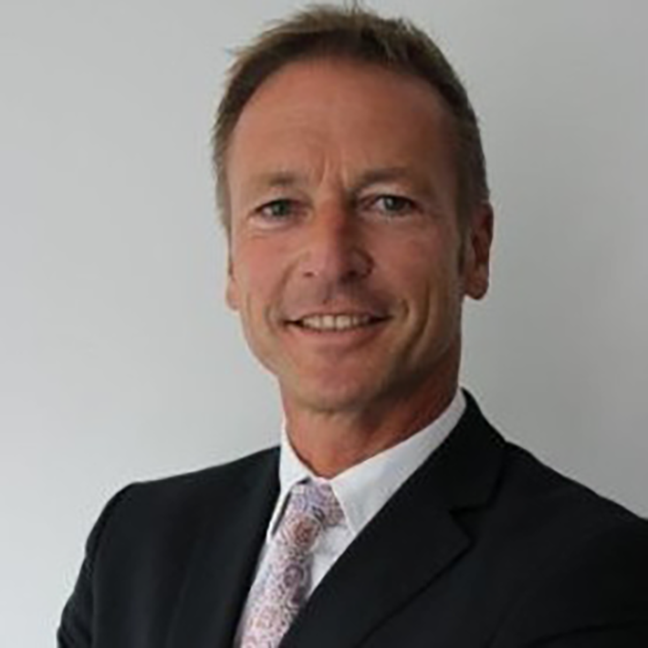 Portrait von Bernd Vogt, Verkaufsbüroleiter Frankfurt bei WallDecaux.